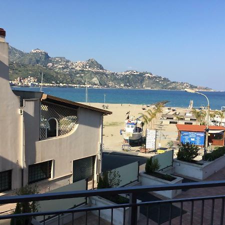 Casa Di Paolo Lägenhet Giardini Naxos Exteriör bild